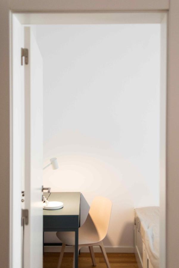 Amaro - Elegant 2 Bedroom In Alcantara Apartment
