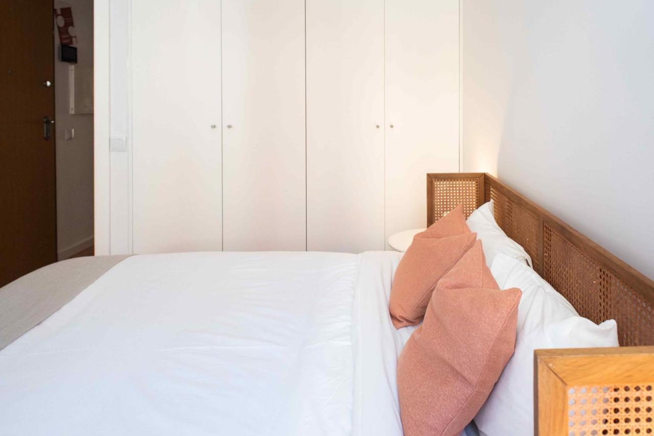 Apartment Amaro - Elegant 2 Bedroom In Alcantara