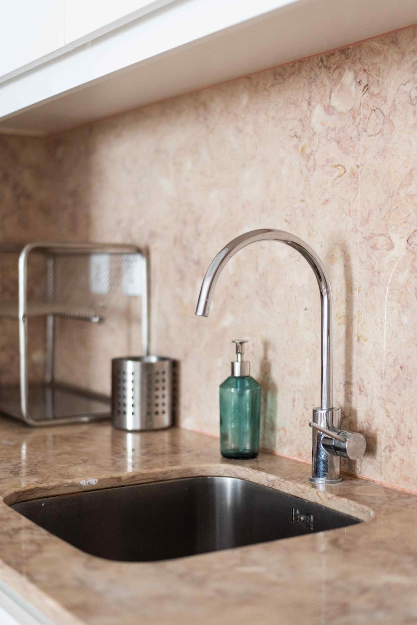 Amaro - Elegant 2 Bedroom In Alcantara Apartment *